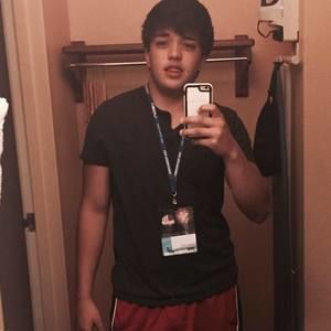 Meet your Posher, Johnathan